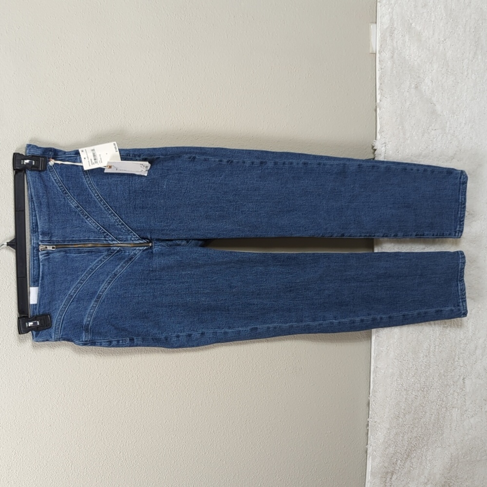 Good American High Rise, Good Classic, Blue Denim, size 29. - Picture 2 of 14